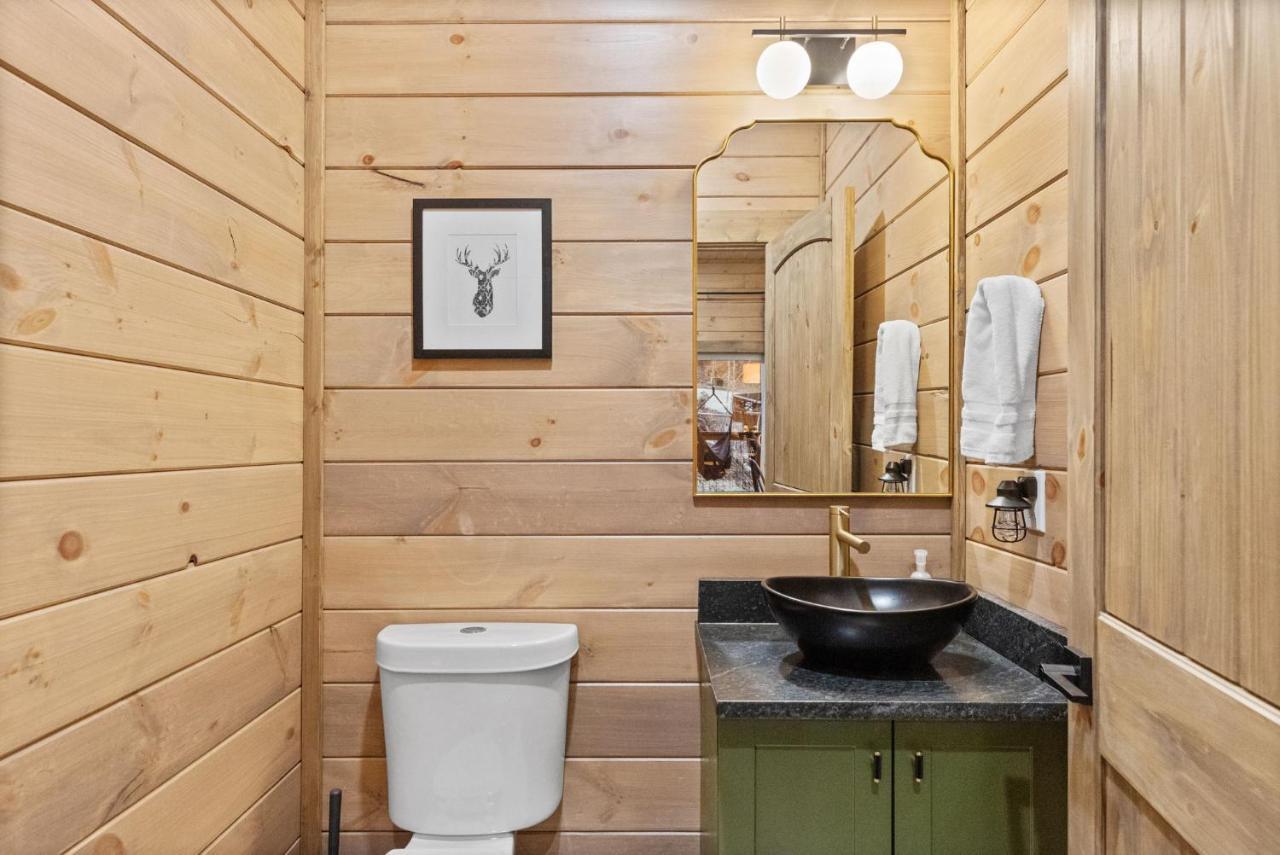 Mins To Gburg Sleeps 8 Hot Tub Arcade Area Pool Villa Gatlinburg Exteriör bild