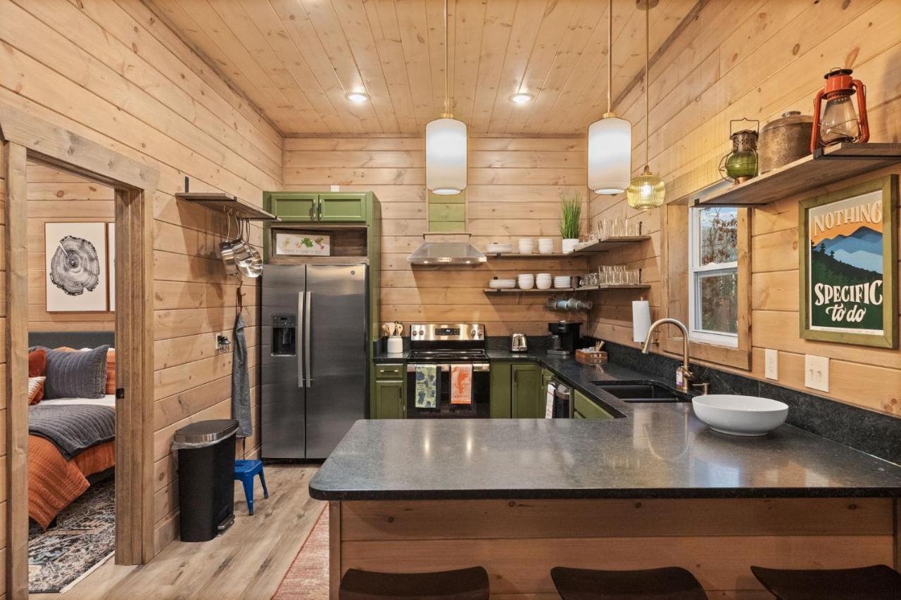 Mins To Gburg Sleeps 8 Hot Tub Arcade Area Pool Villa Gatlinburg Exteriör bild