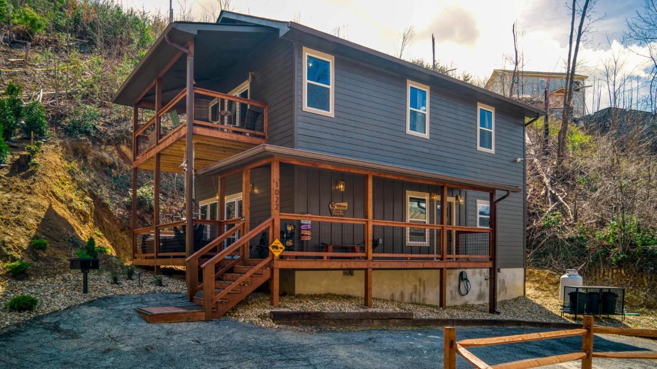 Mins To Gburg Sleeps 8 Hot Tub Arcade Area Pool Villa Gatlinburg Exteriör bild