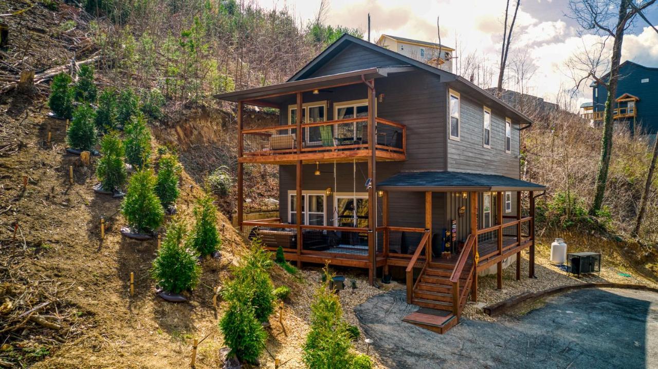 Mins To Gburg Sleeps 8 Hot Tub Arcade Area Pool Villa Gatlinburg Exteriör bild