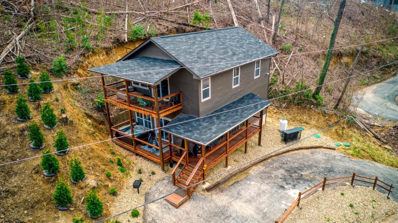 Mins To Gburg Sleeps 8 Hot Tub Arcade Area Pool Villa Gatlinburg Exteriör bild