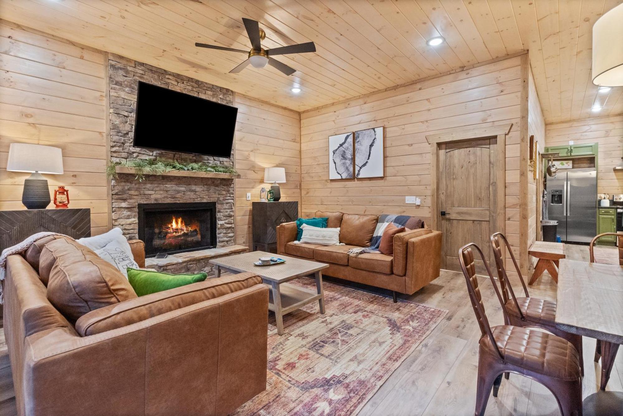Mins To Gburg Sleeps 8 Hot Tub Arcade Area Pool Villa Gatlinburg Exteriör bild